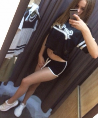 Алёна, 18 лет, 2 размер груди